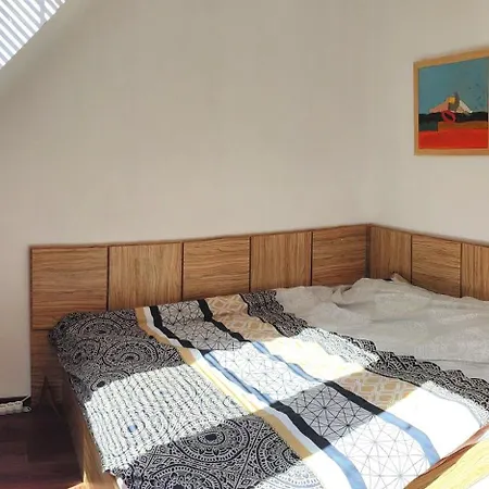 Hristy's 2 Bedroom Spacious Garage!!!