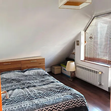 Hristy's 2 Bedroom Spacious Garage!!! Апартаменты