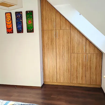 Hristy's 2 Bedroom Spacious Garage!!! Апартаменты София